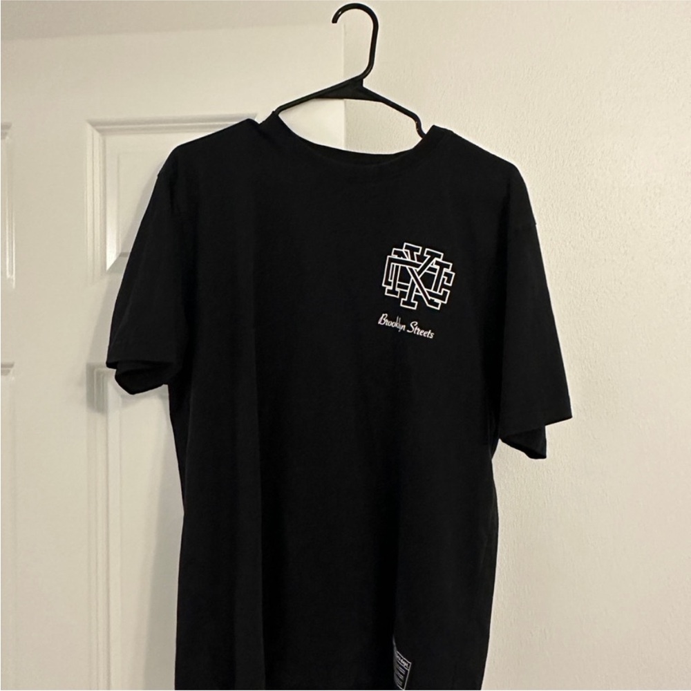 New York black shirt
